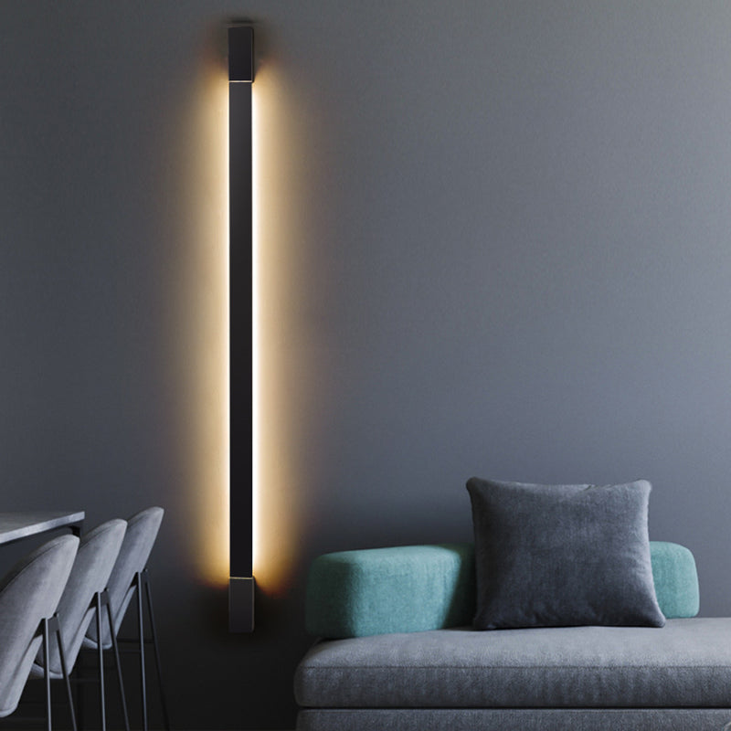 Metal Linear Shape Wall Light Modern 1 Light Wall Mounted Light in Black