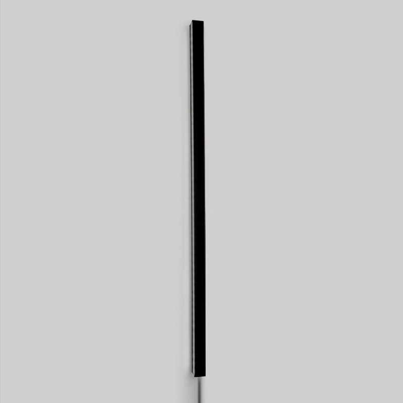 Modern Simplicity LED Wall Lamp Linear Acrylic Wall Light in Black