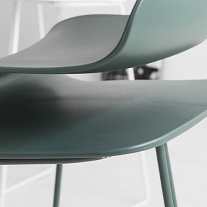 Modern Style Bar-stool Plastic Bar Stool with Metal Legs for Home