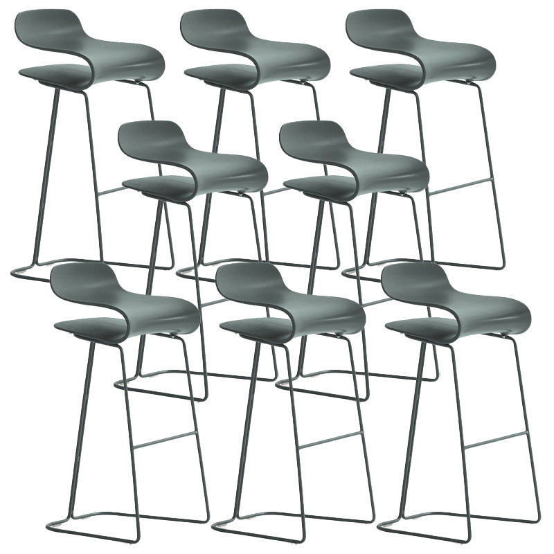 Modern Style Bar-stool Plastic Bar Stool with Metal Legs for Home