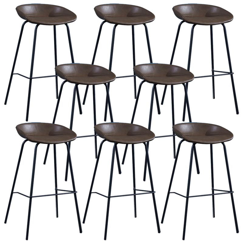 Low Back Bar and Counter Stool Industrial Footrest Bucket Metal Bar Stool