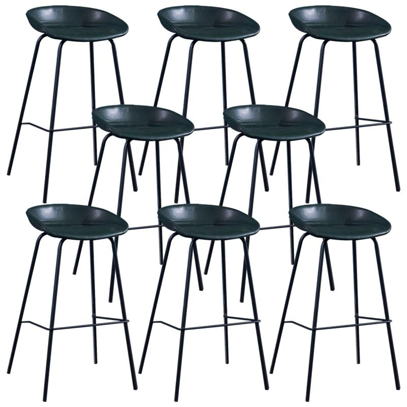 Low Back Bar and Counter Stool Industrial Footrest Bucket Metal Bar Stool