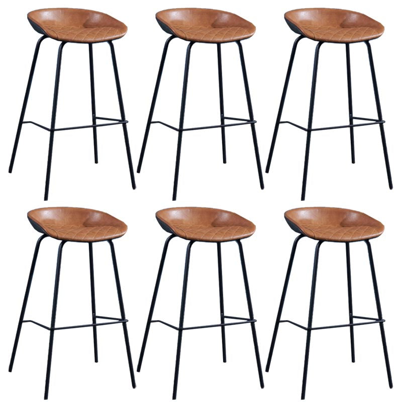 Low Back Bar and Counter Stool Industrial Footrest Bucket Metal Bar Stool