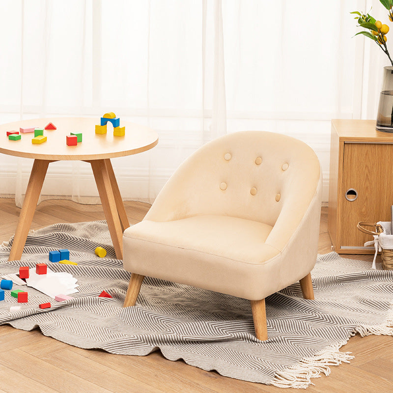 Buttoned Armchair with Basic Four Legs and Sloped Arms Chair