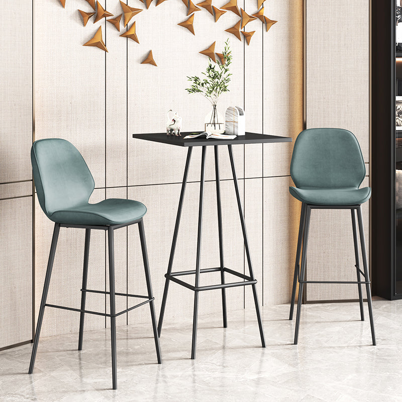 Industrial Bucket Counter & Bar Stool Footrest Metal Indoor Counter Chair
