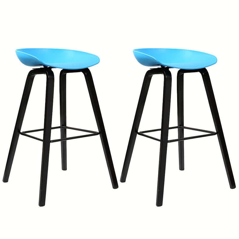Scandinavian Bucket Stool Plastic Bar Stool with Solid Wood Legs