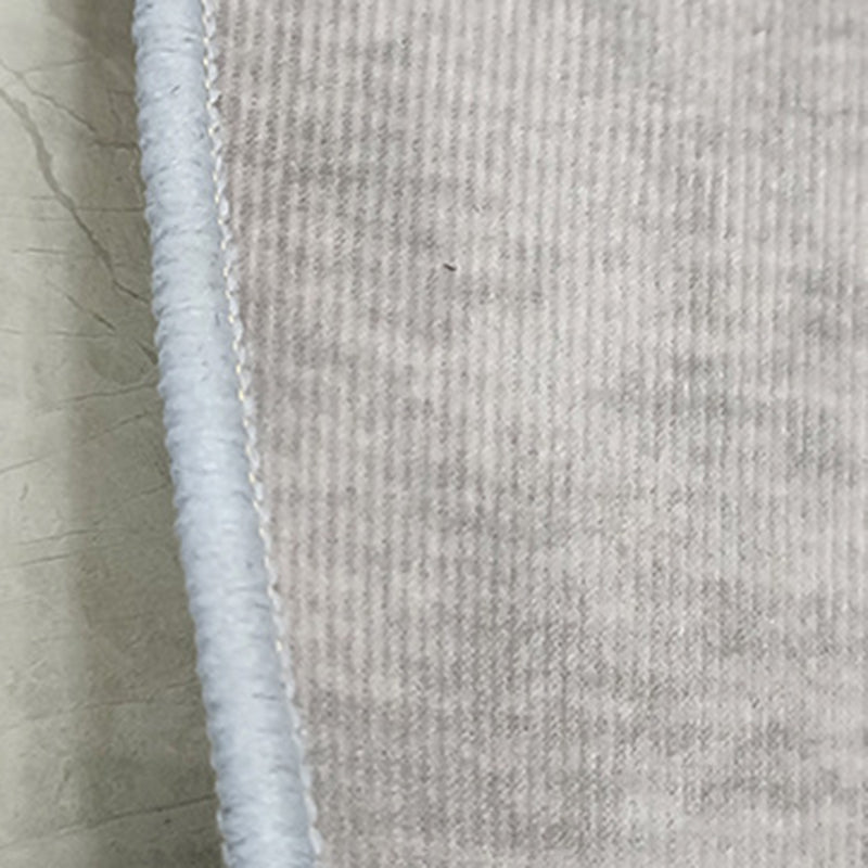 Novelty Shape Carpet Medallion Print Carpet Non-Slip Backing Polyester Rug for Home Decor