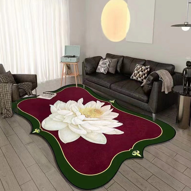 Novelty Shape Carpet Medallion Print Carpet Non-Slip Backing Polyester Rug for Home Decor