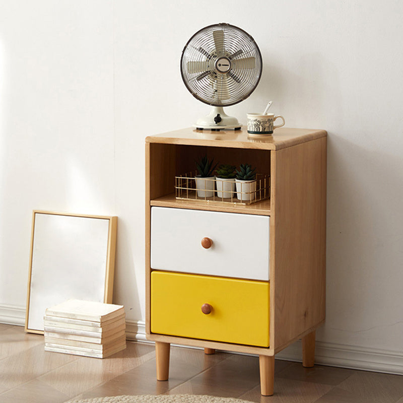 Modern Solid Wood Chest with 4 Natural Legs and Soft Close Drawers