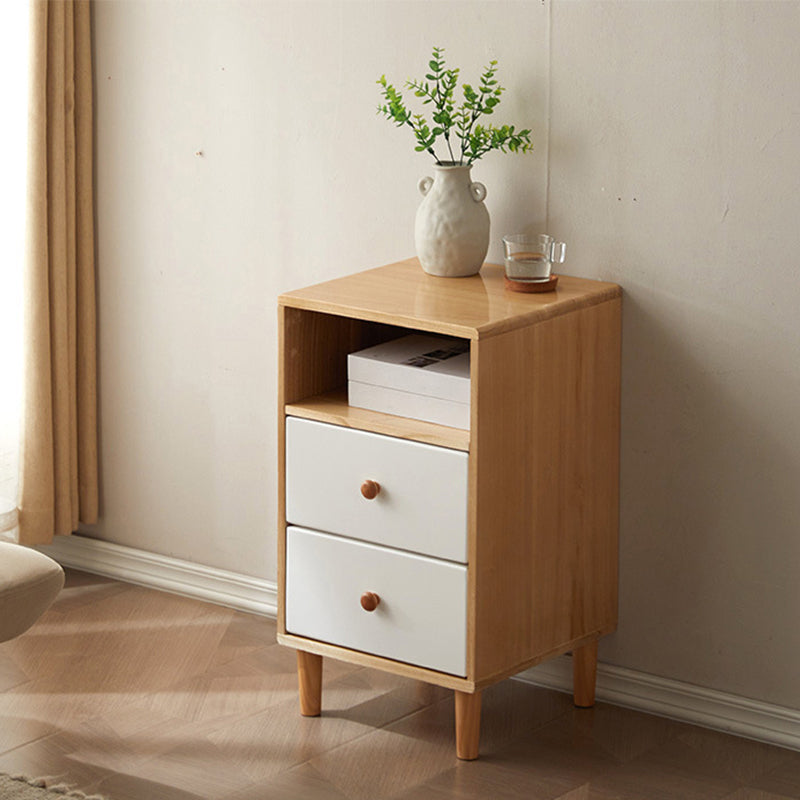 Modern Solid Wood Chest with 4 Natural Legs and Soft Close Drawers