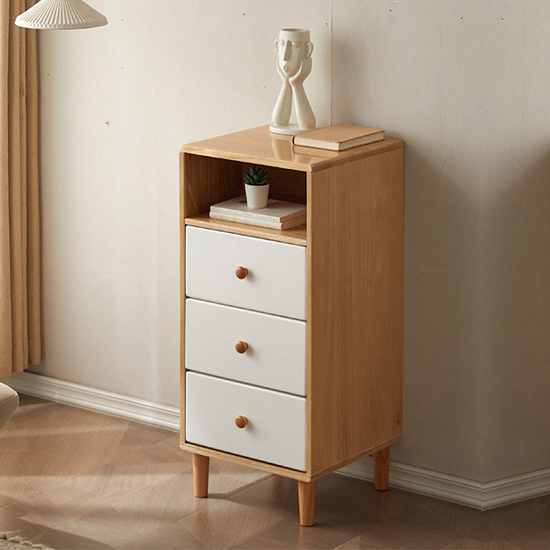 Modern Solid Wood Chest with 4 Natural Legs and Soft Close Drawers