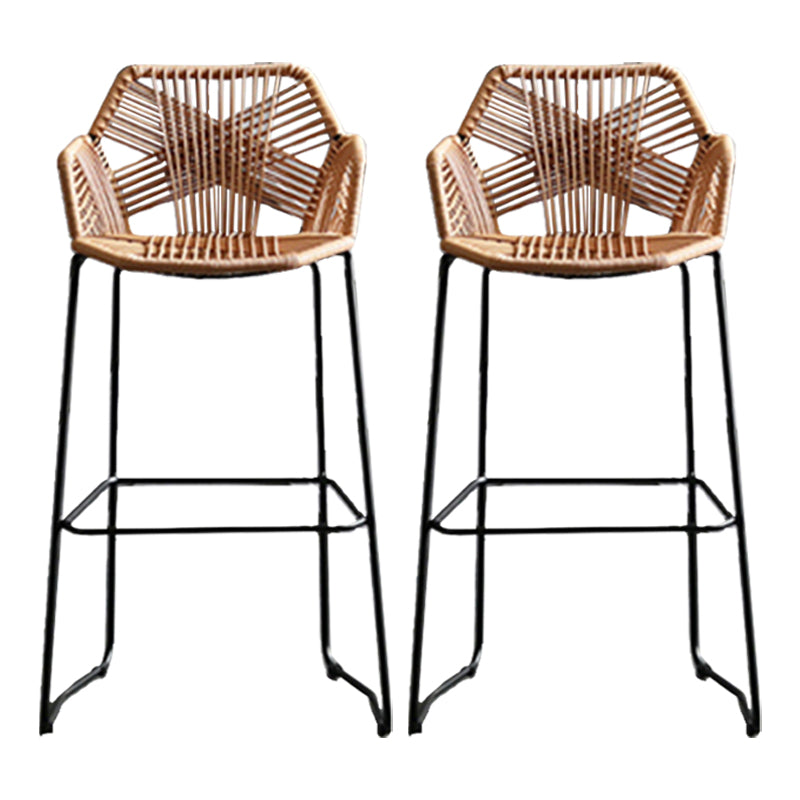 Scandinavian Plastic Rattan Bar Stool Armed Bucket Stool with Metal Legs