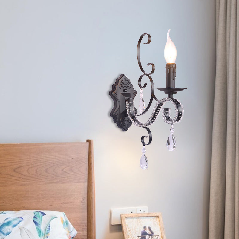 Métal de lampe murale à la bougie vintage Métal de 1/2 tampon Lumière murale de chambre à coucher avec accent en cristal transparent en finition noire
