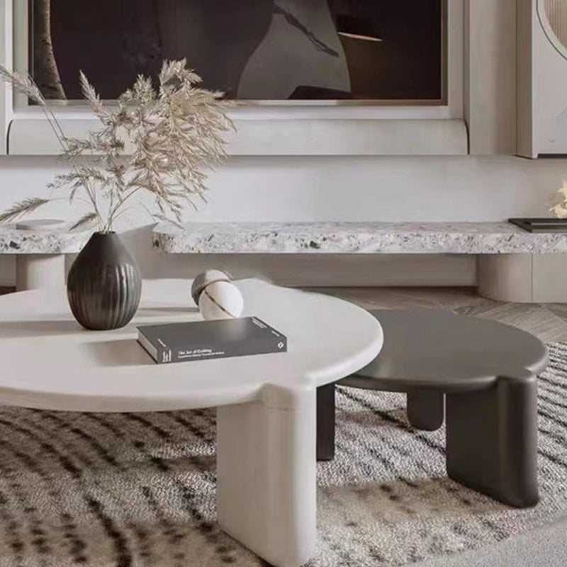 Modern Style Round Wooden Table with 3 Legs Base Coffee Table