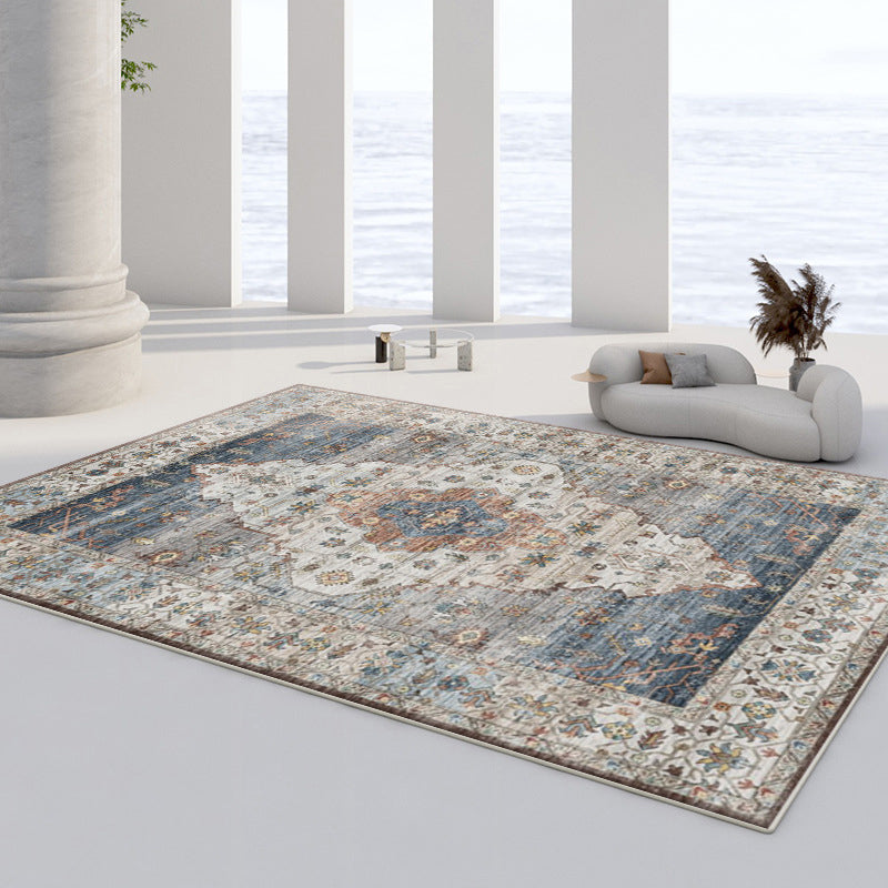Light Gray Retro Rug Polyester Graphic Indoor Rug Washable Rug for Sitting Room