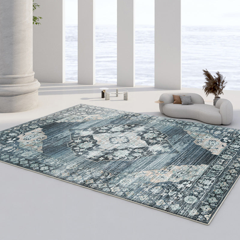 Light Gray Retro Rug Polyester Graphic Indoor Rug Washable Rug for Sitting Room