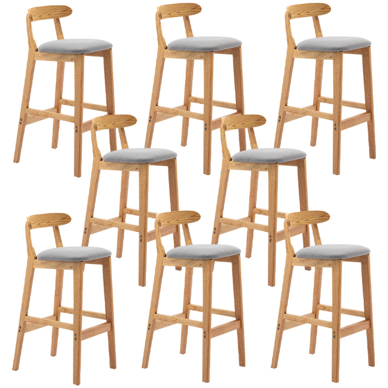 Modern Armless Backrest Counter Stool Rubber Wood Cafe Bar Stool with Seat and Pedal