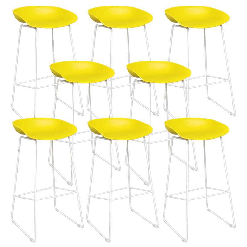 Scandinavian Plastic Bar Stools Footrest Indoor Counter Stool with Metal Legs