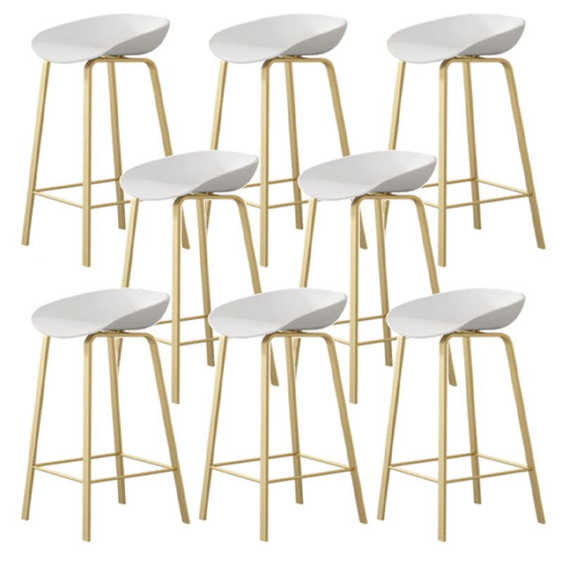 Modern Backrest Counter Stool Iron Bar Stool with Acrylic Seat and Pedal for Milk Tea Shop