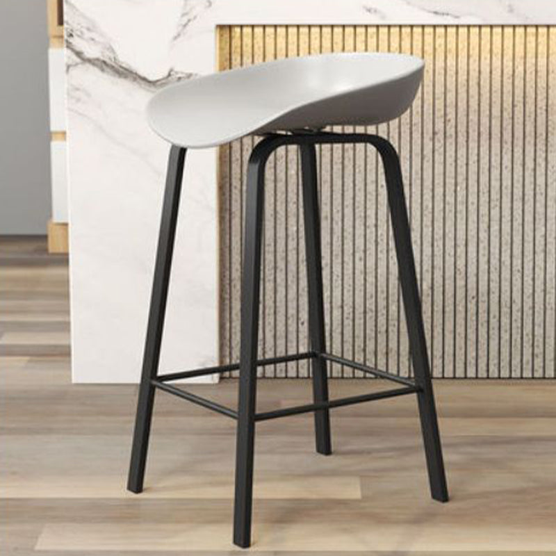 Modern Backrest Counter Stool Iron Bar Stool with Acrylic Seat and Pedal for Milk Tea Shop