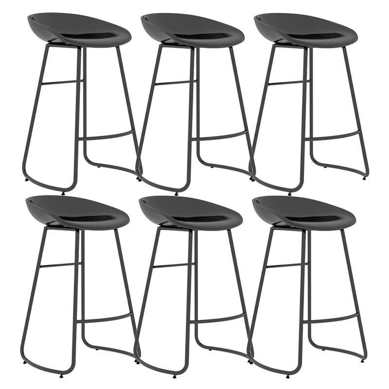 Contemporary Iron Base Bar Stools Plastic Bucket Seat Barstool for Home