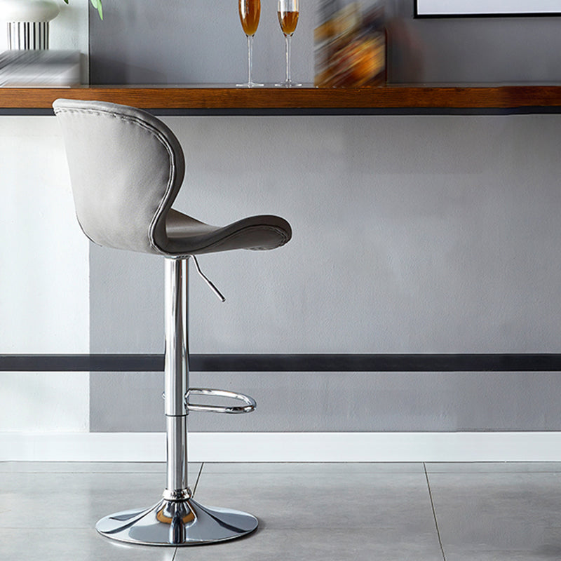 Scandinavian Metal Stool Faux Leather Counter Stool in Matte Finish for Indoor