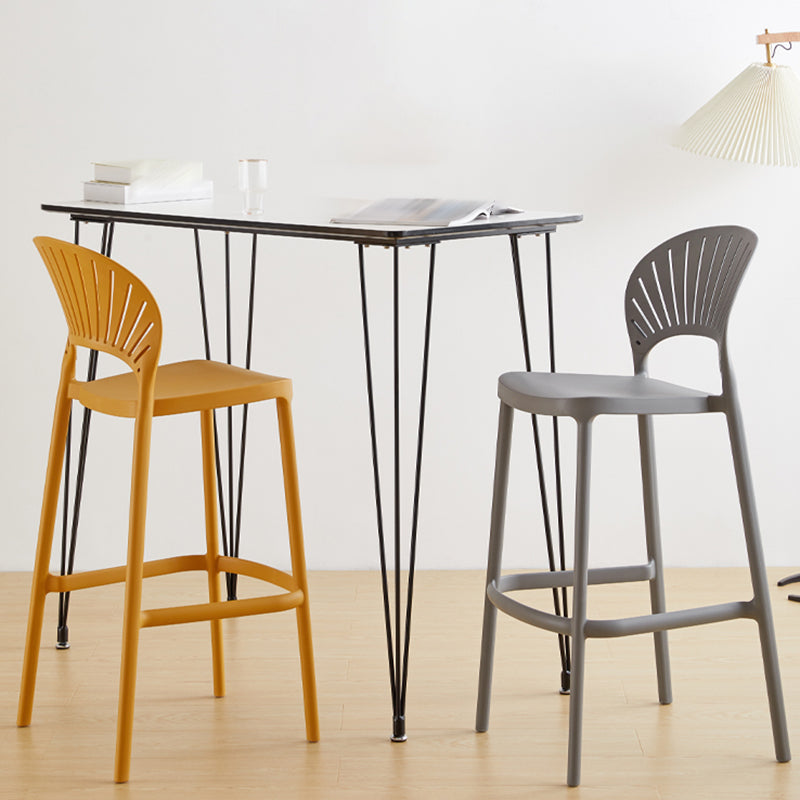 Contemporary Plastic Barstool Plastic Low Back Counter Stool in Matte Finish for Indoor