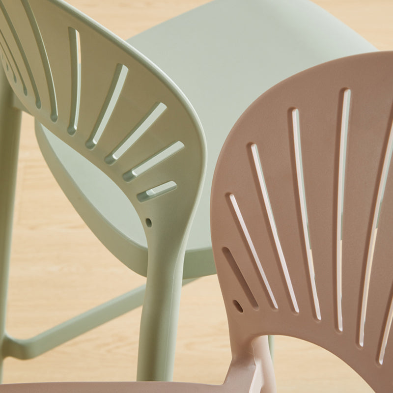 Contemporary Plastic Barstool Plastic Low Back Counter Stool in Matte Finish for Indoor