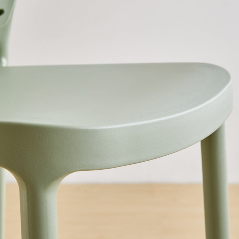 Contemporary Plastic Barstool Plastic Low Back Counter Stool in Matte Finish for Indoor