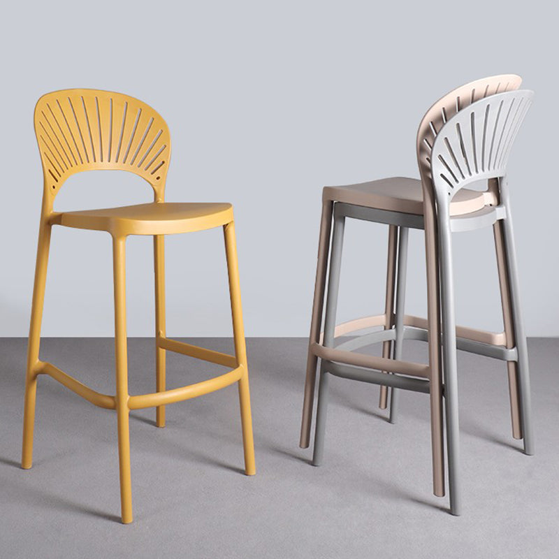 Contemporary Plastic Barstool Plastic Low Back Counter Stool in Matte Finish for Indoor