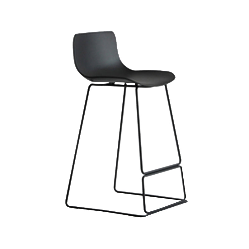 Scandinavian Low Back Counter Stool Plastic Armless Counter Chair