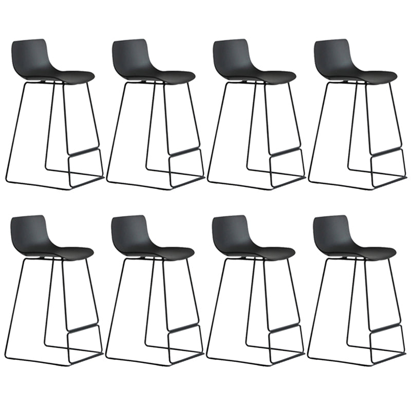 Scandinavian Low Back Counter Stool Plastic Armless Counter Chair