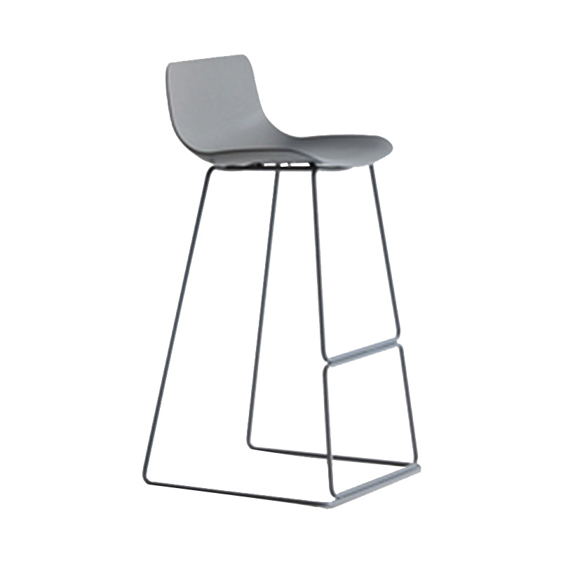 Scandinavian Low Back Counter Stool Plastic Armless Counter Chair