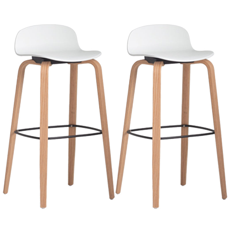 Plastic Low Back Bar Stools Scandinavian Beech Wood Base Barstool