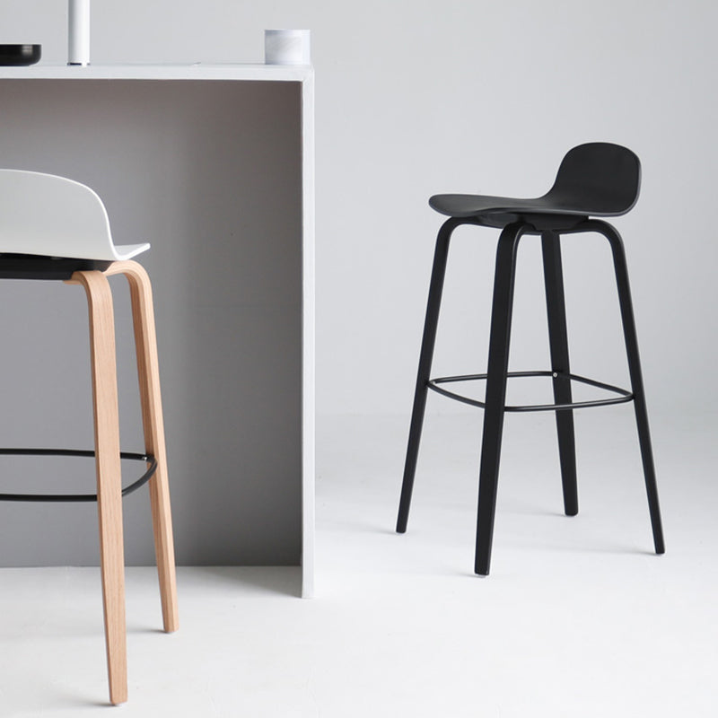 Plastic Low Back Bar Stools Scandinavian Beech Wood Base Barstool