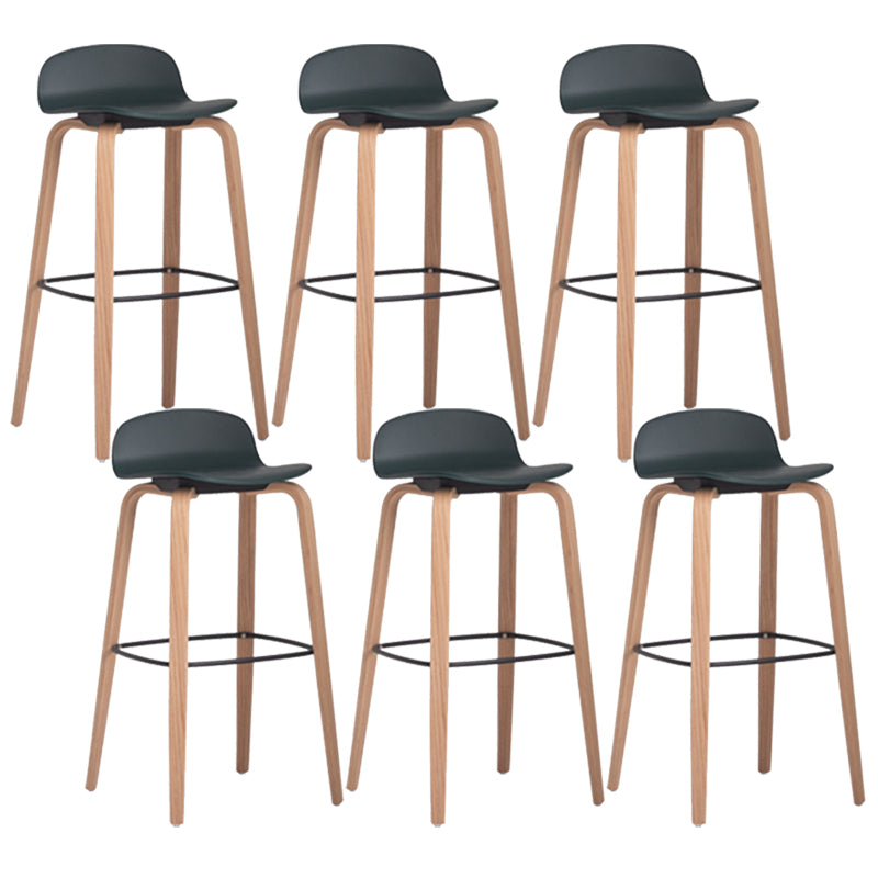 Plastic Low Back Bar Stools Scandinavian Beech Wood Base Barstool