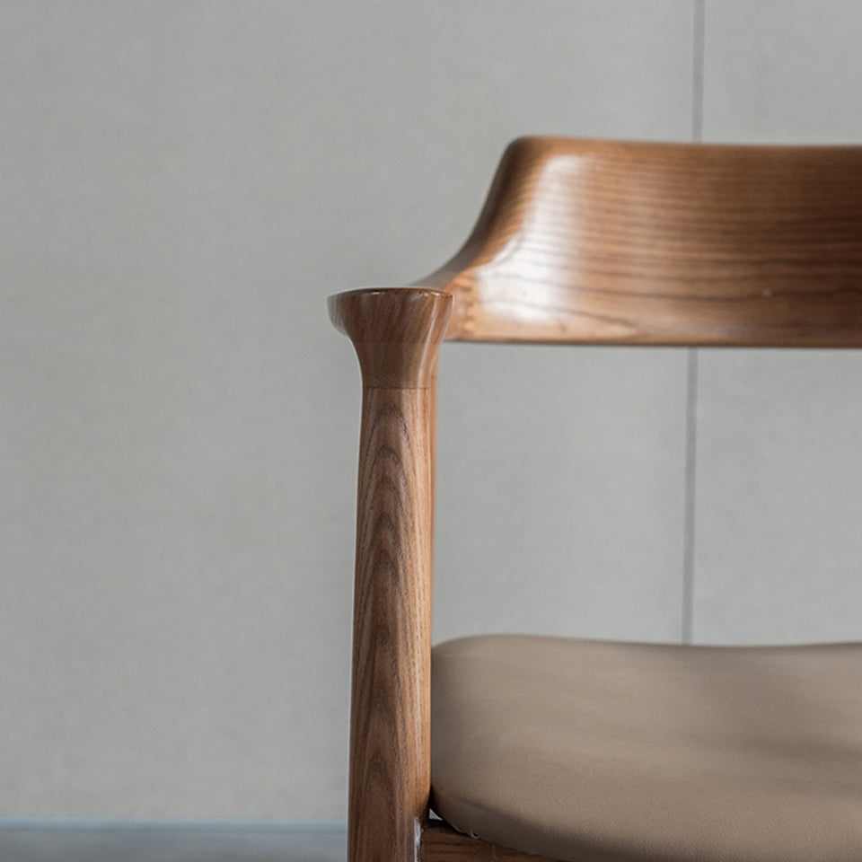 Traditional Style Open Back Chair Dining Arm Chair with Wooden Legs for Kitchen