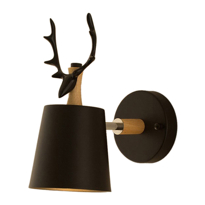 1-Light Modern Macaron Style Wall Sconce Metal Wall Lighting for Bedroom