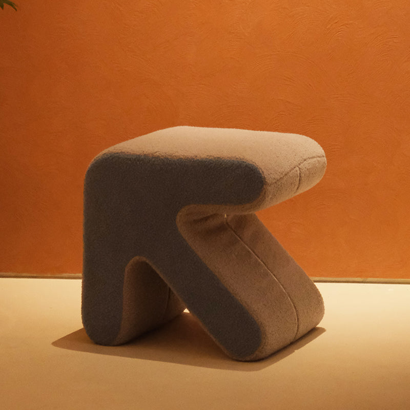 Contemporary Contrast Color Pouf Chair Velvet Arrow Shape Tear Resistant Chair Ottoman