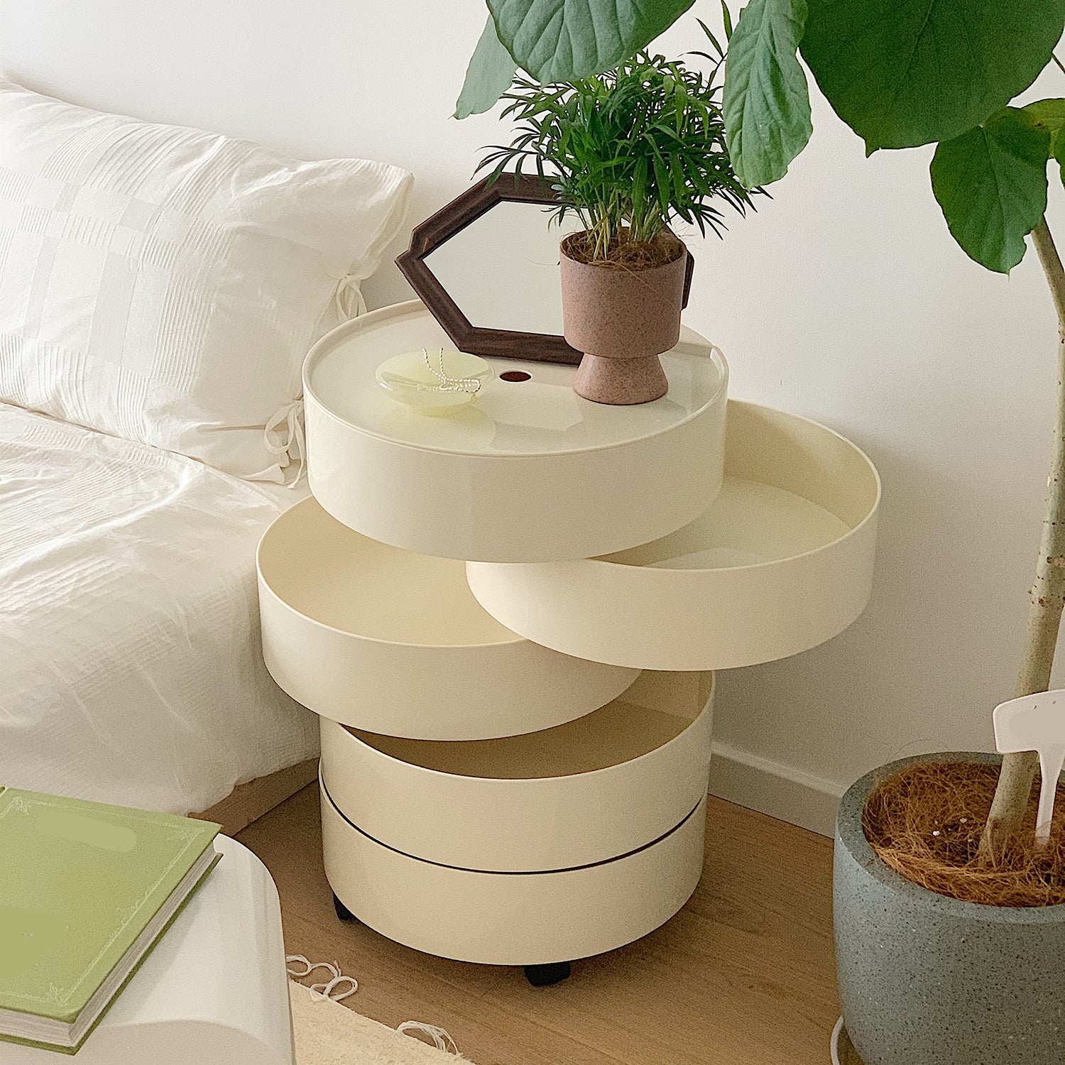 Scandinavian Plastic Night Table 15" Wide 4-Shelf Nightstand