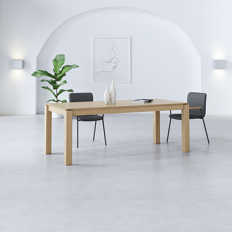 4 Legs Dining Table Solid Wood Dining Table with Natural Finish Legs