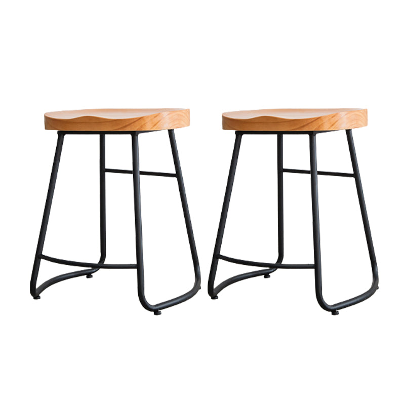Modern Armless Backless Counter Stool Iron Bar Stool with Wooden Seat and Pedal for Cafe