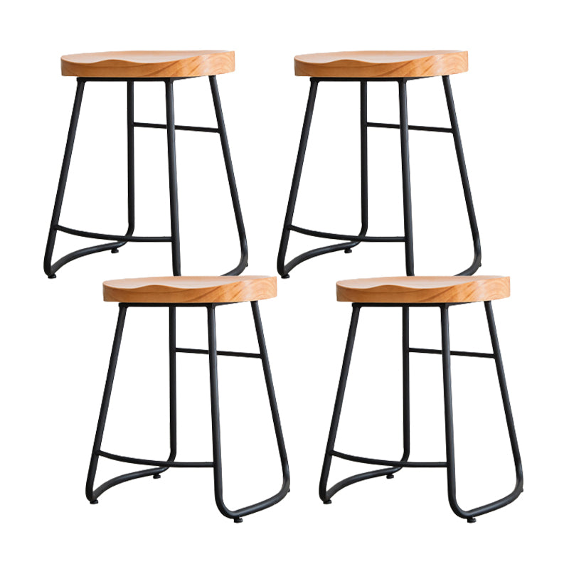 Modern Armless Backless Counter Stool Iron Bar Stool with Wooden Seat and Pedal for Cafe