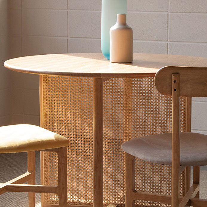 Contemporary Solid Wood Dinner Table Round Wood Base Dining Table