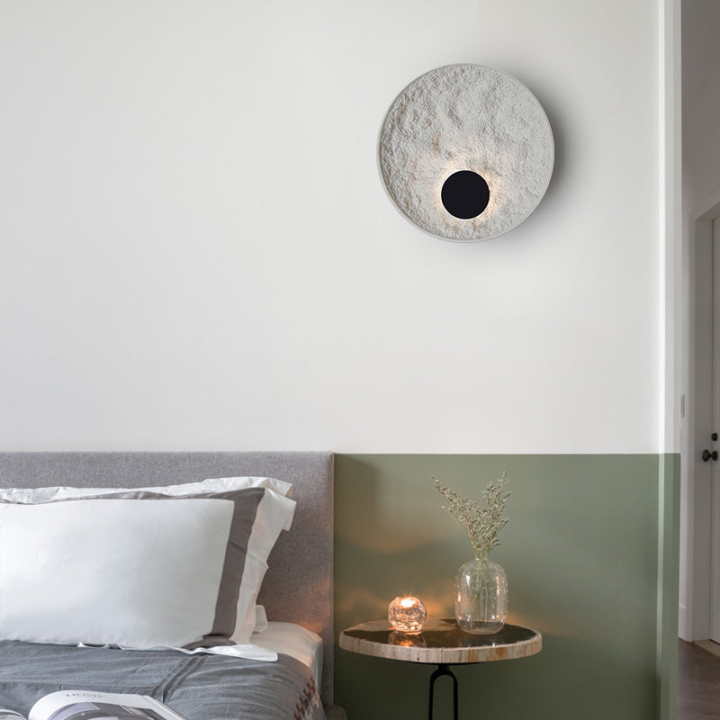 Linear Shade Resin Wall Sconce Modern Style Single Light Wall Lighting Fixtures in White