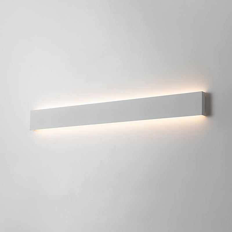 Linear Shade Metal Wall Sconce Modern Style Single Light Wall Mounted Light in White