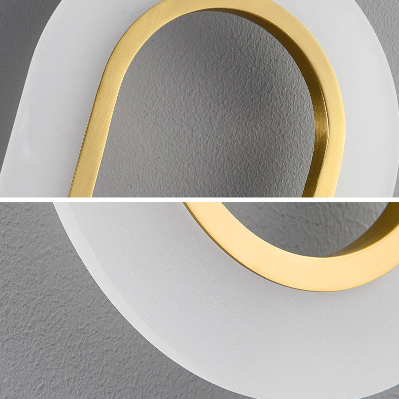 Oval Shade Metal Wall Sconce Modern Style Single Light Wall Mount Lighting in Gold