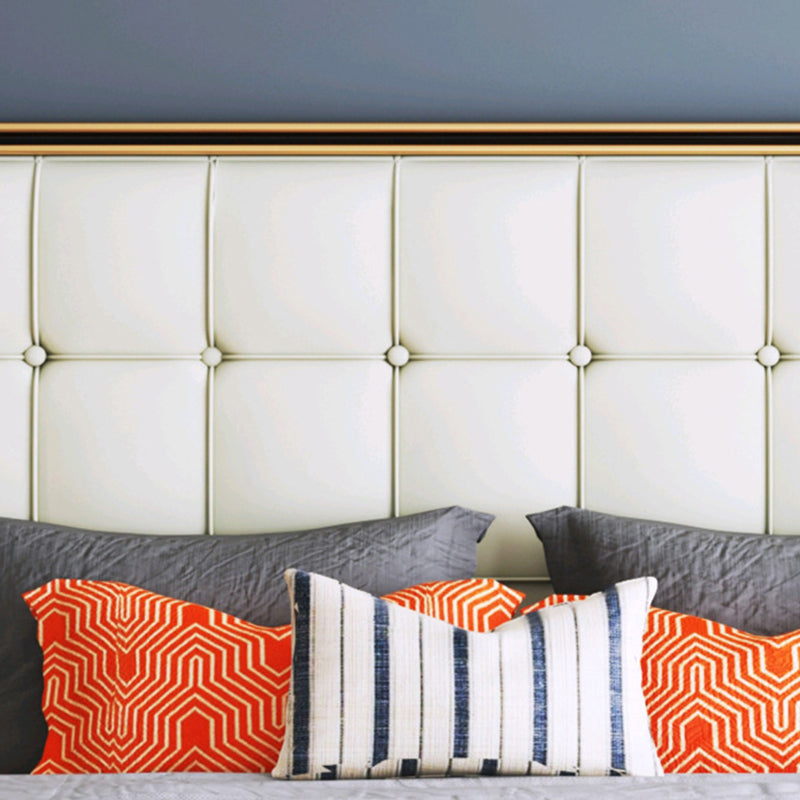 Modern Standard Bed with Tufted Upholstered Headboard and Soild Wood Legs