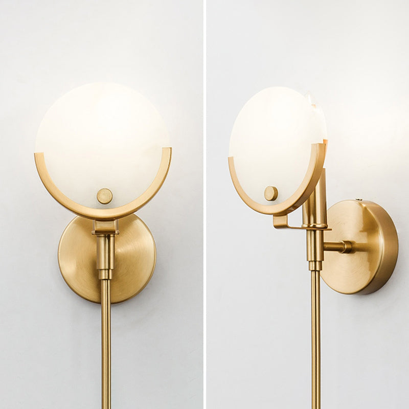 Modern Metal Wall Light Gold Round Wall Sconce with Mica for Living Room