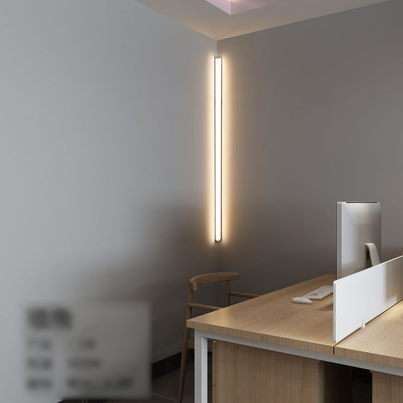Modern Style Linear Shade Wall Sconce Metal 1 Light Wall Mounted Lighting in White